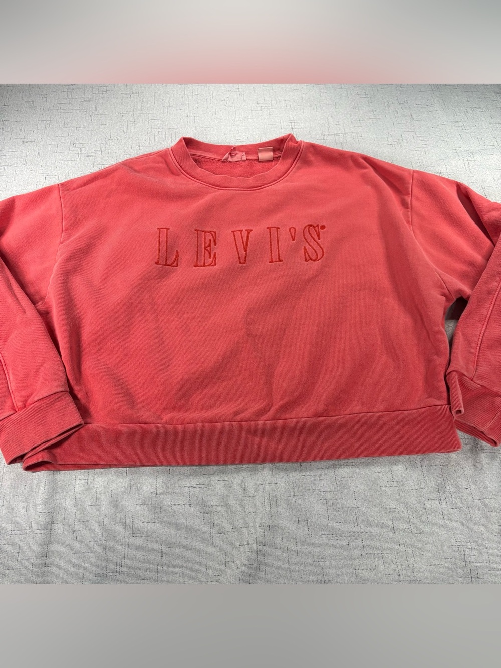 Levi's Women’s Red Crewneck Sweatshirt